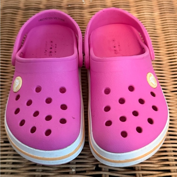 Crocs Child's Sz 9 Pink With Peach/Orange Accents. GUC Cute as a Button! - Picture 1 of 8